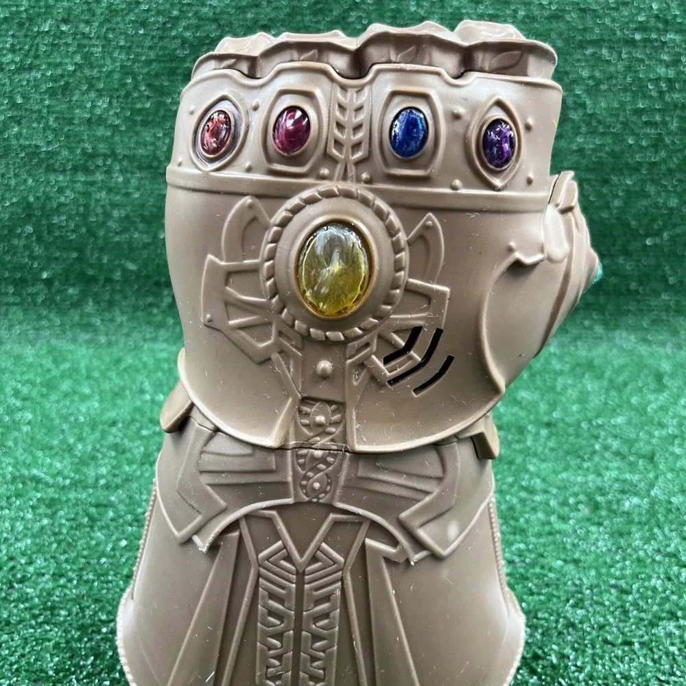 Avengers Infinity Stones Thanos Gauntlet‎ Hand Light Up Fist Works